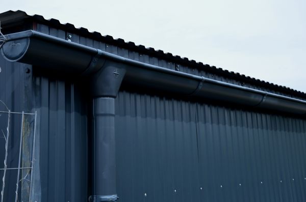 Metal Siding Replacement in Overland Park