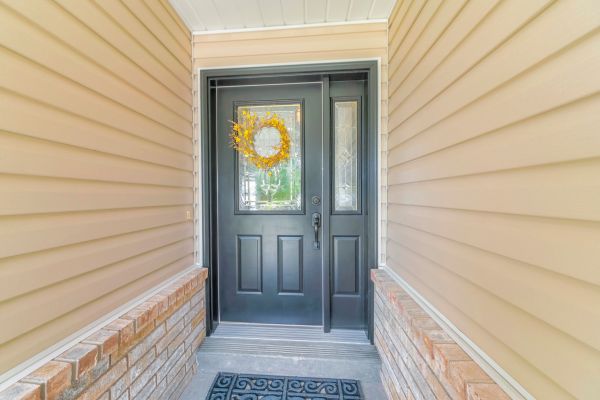Siding Panel Repair in Overland Park