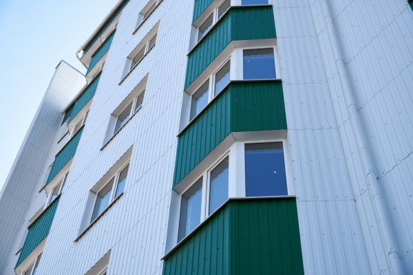 Corrugated Metal Siding Repair in Overland Park