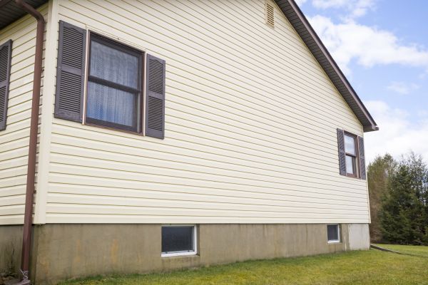 Dutch Lap Siding Repair in Overland Park